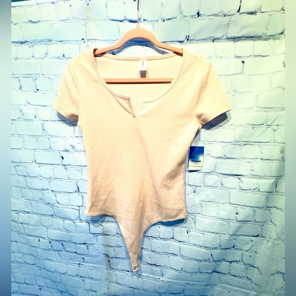 NWT Abound Ribbed Medium Bodysuit